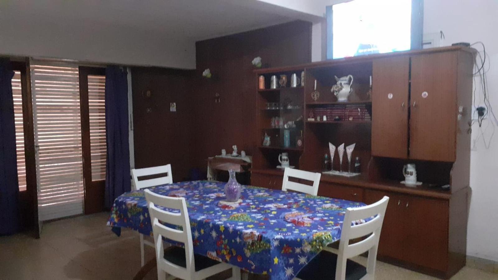 Holiday home Casa Con Patio Y Garaje Por Dia